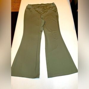 High-Waisted Long Length Flare Leg Yoga Pants size 1XL